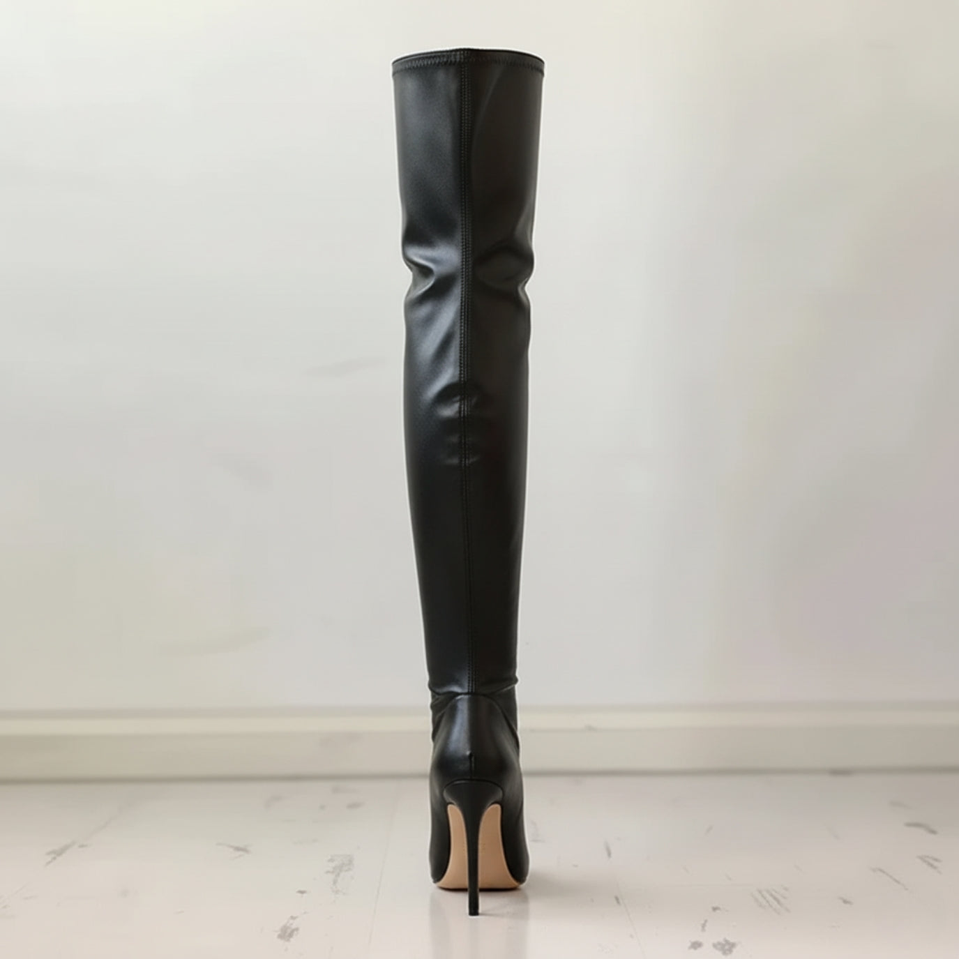 Women's Overknee Boots - Leather - Pointed Toe - Stiletto Heel - Elegant Fit